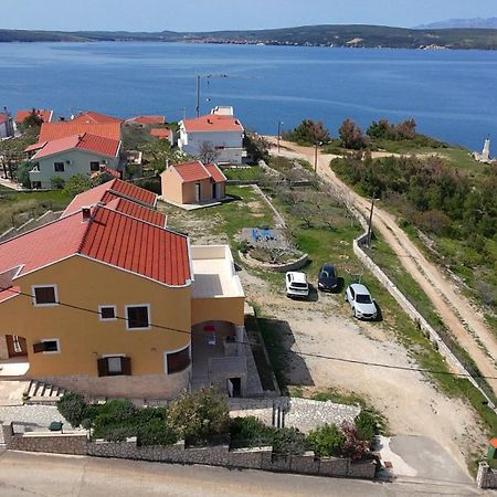 Apartments Mikecin Novigrad  Exterior foto
