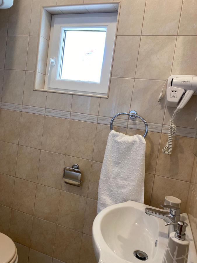 Apartments Mikecin Novigrad  Exterior foto