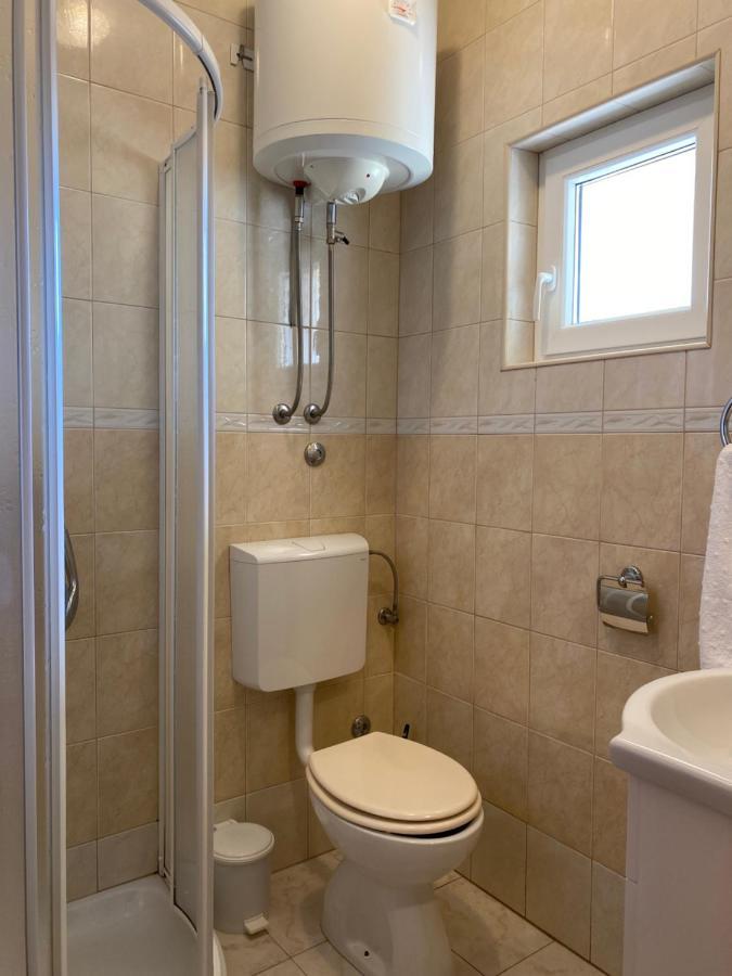 Apartments Mikecin Novigrad  Exterior foto
